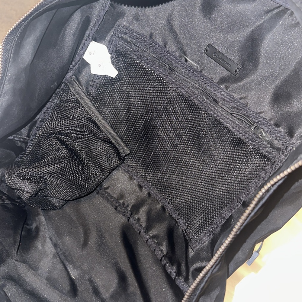 Lululemon Backpack - Picture 11 of 11